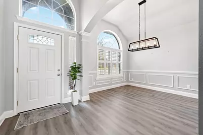 4224 Arbor Creek Drive, Carrollton, TX 75010 - Photo 2