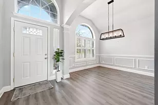 4224 Arbor Creek Dr, Carrollton, TX 75010 - Photo 2