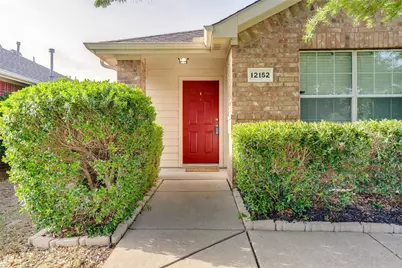 12152 Tacoma Ridge Drive, Fort Worth, TX 76244 - Photo 2