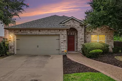 5896 Vista Heights Lane, Grand Prairie, TX 75052 - Photo 1