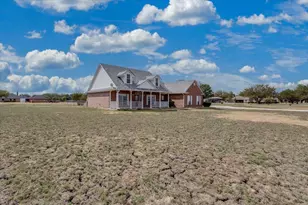 1281 FM151, Trenton, TX 75490 - Photo 4