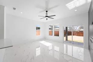 4107 Vineyard Dr, Dallas, TX 75212 - Photo 12