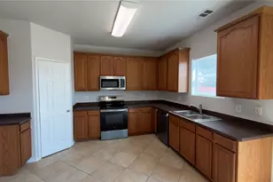 1740 Quail Springs Cir, Fort Worth, TX 76177 - Photo 4