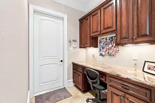1000 Catalina Bay Blvd, Granbury, TX 76048 - Photo 26