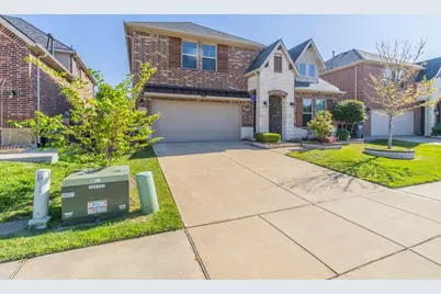1109 Mist Flower Drive, Little Elm, TX 75068 - Photo 2