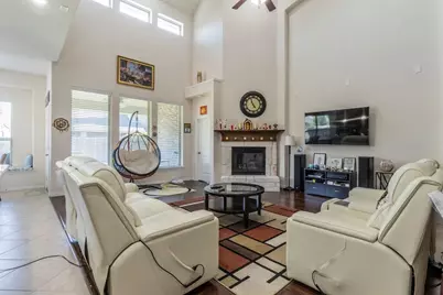 1109 Mist Flower Drive, Little Elm, TX 75068 - Photo 6