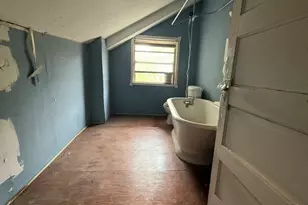 1018 N College St, McKinney, TX 75069 - Photo 18