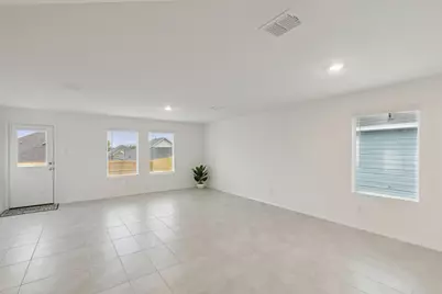 2517 Bunkerton Drive, Fort Worth, TX 76179 - Photo 6