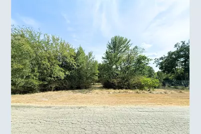 311 Harbor View, Point, TX 75472 - Photo 1