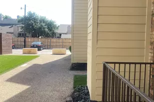 9520 Royal Ln, Dallas, TX 75243 - Photo 10