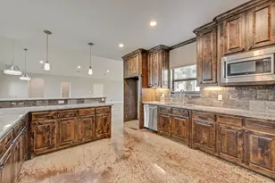 461 Pearson Ranch Rd, Weatherford, TX 76087 - Photo 4