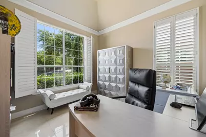 9033 Jasmine Lane, Irving, TX 75063 - Photo 6