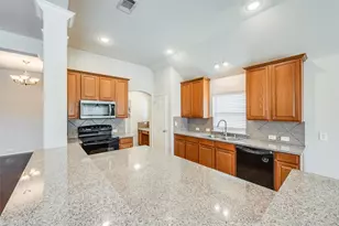 2813 Fox Creek Trail, Arlington, TX 76017 - Photo 18
