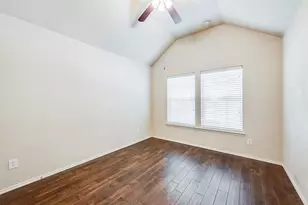 2813 Fox Creek Trail, Arlington, TX 76017 - Photo 34
