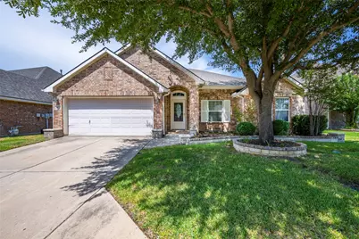 2813 Fox Creek Trail, Arlington, TX 76017 - Photo 1