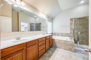 2813 Fox Creek Trail, Arlington, TX 76017 - Photo 28