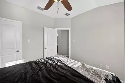 7880 Oxer Drive, Irving, TX 75063 - Photo 30