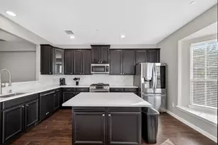 7880 Oxer Dr, Irving, TX 75063 - Photo 4
