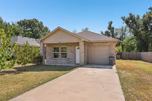 909 S Frances St, Terrell, TX 75160 - Photo 1