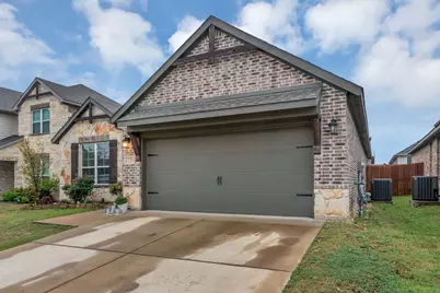 1728 Rio Secco Drive, Fort Worth, TX 76131 - Photo 2