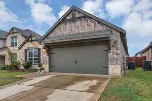 1728 Rio Secco Dr, Fort Worth, TX 76131 - Photo 2