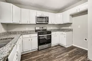 307 Hopewell St, Grand Prairie, TX 75052 - Photo 6