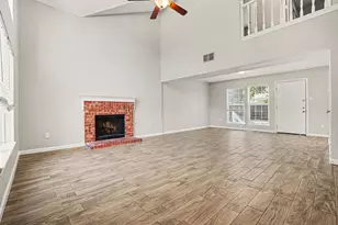 307 Hopewell St, Grand Prairie, TX 75052 - Photo 4