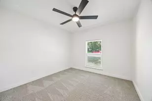 453 Edwards Dr, Saginaw, TX 76179 - Photo 14