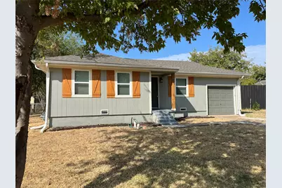 427 NE 38th Street, Grand Prairie, TX 75050 - Photo 2