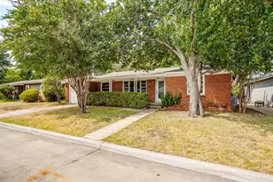 5736 Tracyne Dr, Westworth Village, TX 76114 - Photo 2