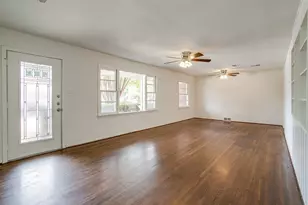 5736 Tracyne Dr, Westworth Village, TX 76114 - Photo 8