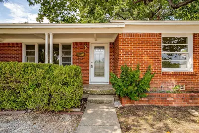 5736 Tracyne Drive, Westworth Village, TX 76114 - Photo 4
