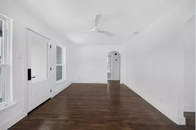409 S Barnett Avenue, Dallas, TX 75211 - Photo 12