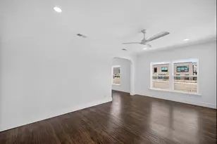 409 S Barnett Ave, Dallas, TX 75211 - Photo 10