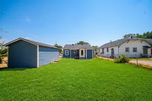 409 S Barnett Ave, Dallas, TX 75211 - Photo 28