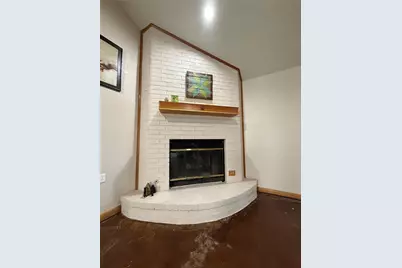 517 E Locust Street, Nocona, TX 76255 - Photo 4