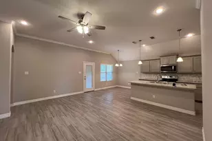149 Frank St, Greenville, TX 75402 - Photo 10