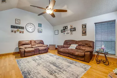 316 Shane Lane, Burleson, TX 76028 - Photo 8