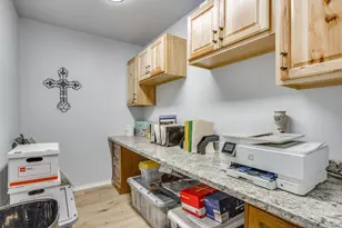 3914 Redbird Ln, Joshua, TX 76058 - Photo 40