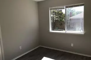 1355 Lincolnshire Way, Fort Worth, TX 76134 - Photo 12