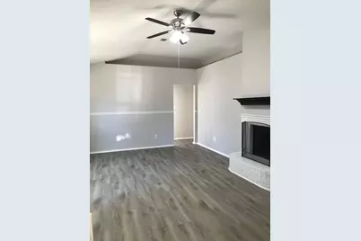 1355 Lincolnshire Way, Fort Worth, TX 76134 - Photo 4