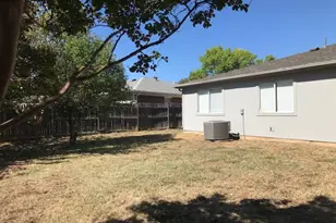 1355 Lincolnshire Way, Fort Worth, TX 76134 - Photo 20