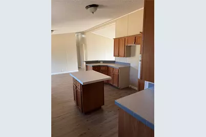 143 Summit Ridge Lane, Springtown, TX 76082 - Photo 10