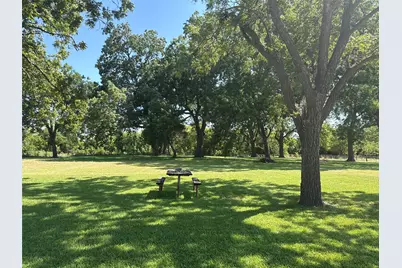 501 Chaparall Road, Ferris, TX 75125 - Photo 2