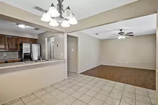 2429 Lakeview Cir, McKinney, TX 75072 - Photo 6