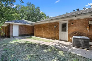 2429 Lakeview Cir, McKinney, TX 75072 - Photo 14