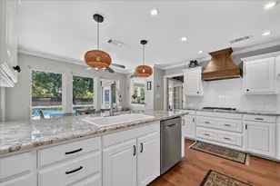 326 Duvall Blvd, Highland Village, TX 75077 - Photo 10