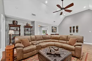 326 Duvall Blvd, Highland Village, TX 75077 - Photo 8