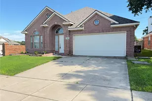 4916 Drexel Dr, Fort Worth, TX 76137 - Photo 2