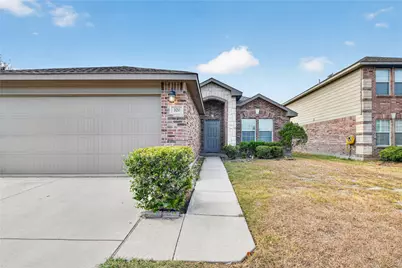 320 Chalkstone Drive, Fort Worth, TX 76131 - Photo 4
